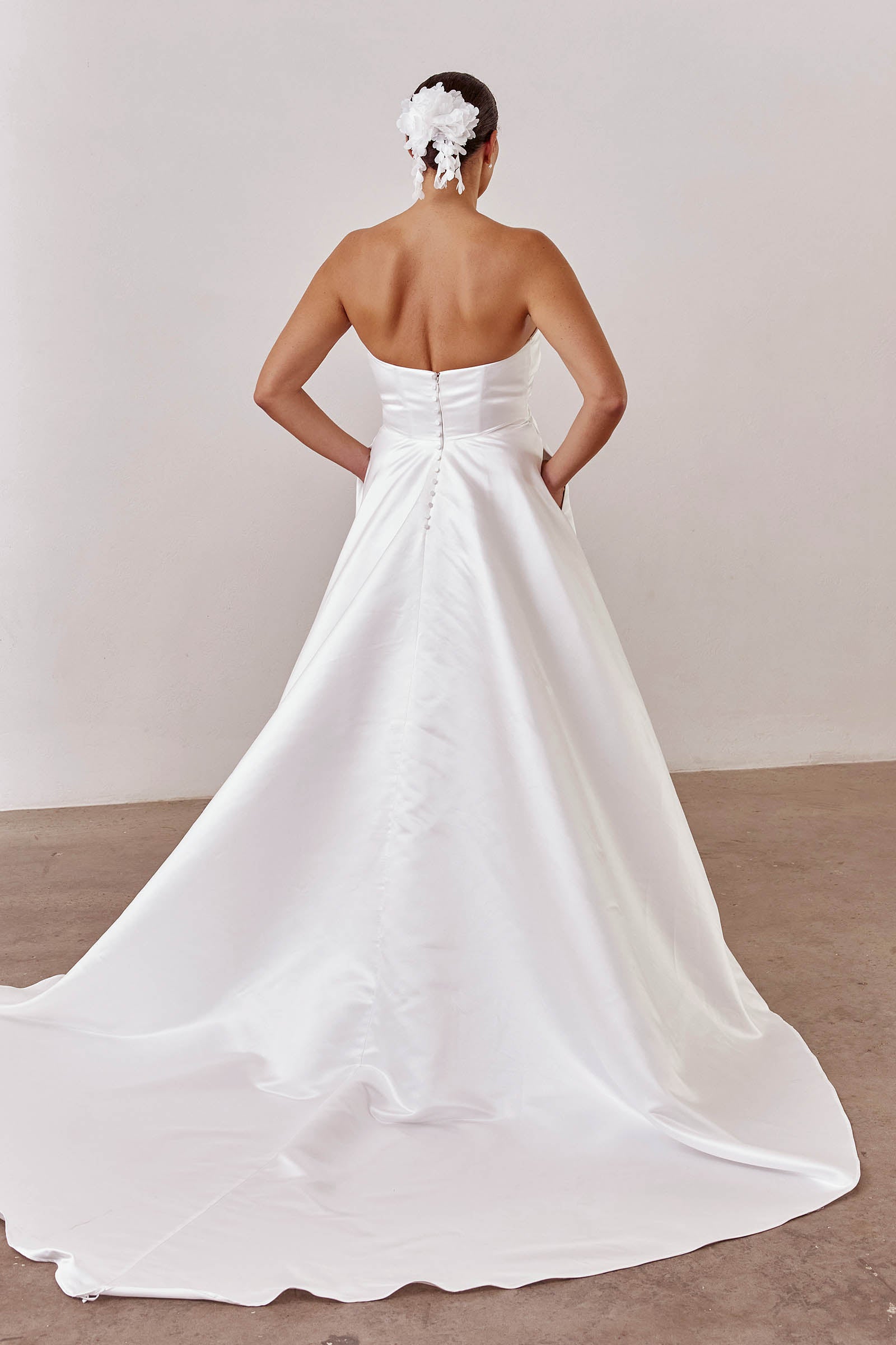 Strapless A-Line wedding dress_L_