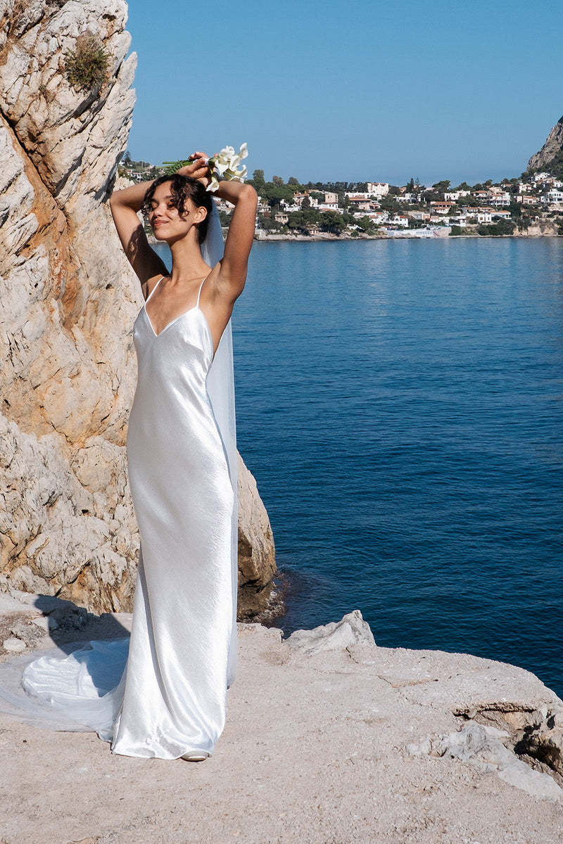 Grace Bride Rae Rodriguez in Oceania @gokhankutluer – Grace Loves Lace AU