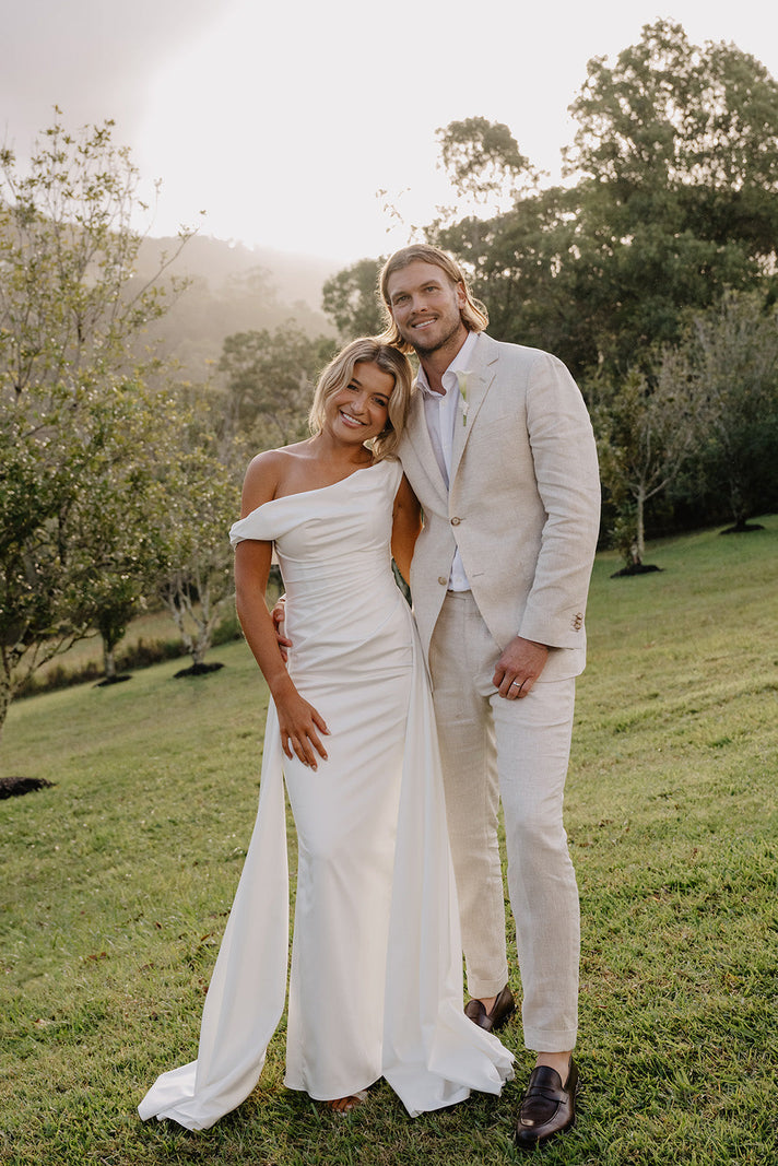 GRACE bride Grace in Birdie @taylorkezia_photograph
