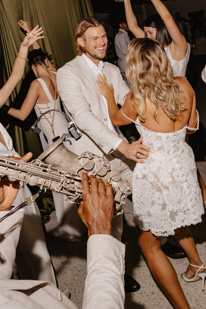 GRACE Bride Grace in Ravella @taylorkezia_photography