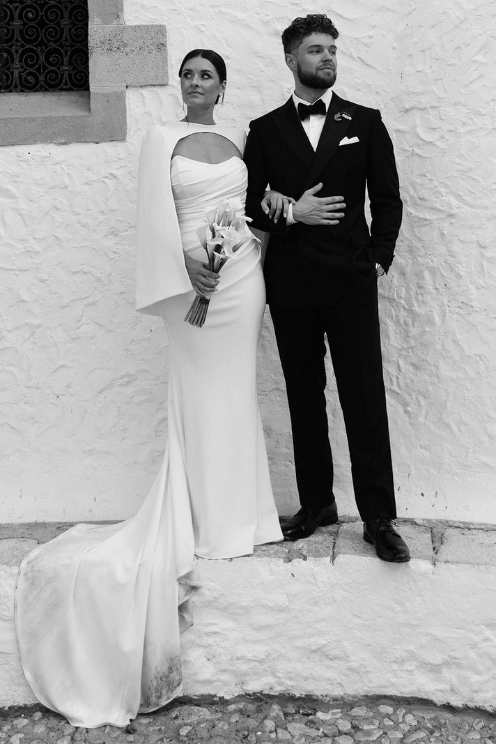 Grace Bride in Phoebe and Rio Cape