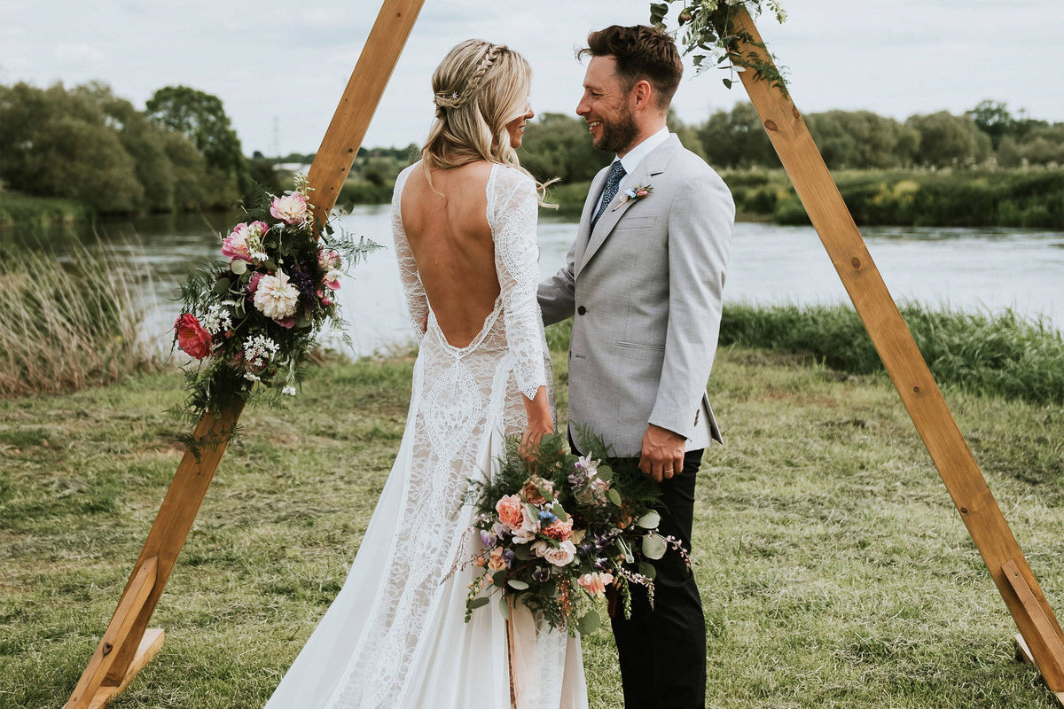 Real Bride Becky in the Inca Gown – Grace Loves Lace AU
