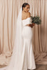Off-the-shoulder wedding dress with a veil_XS_