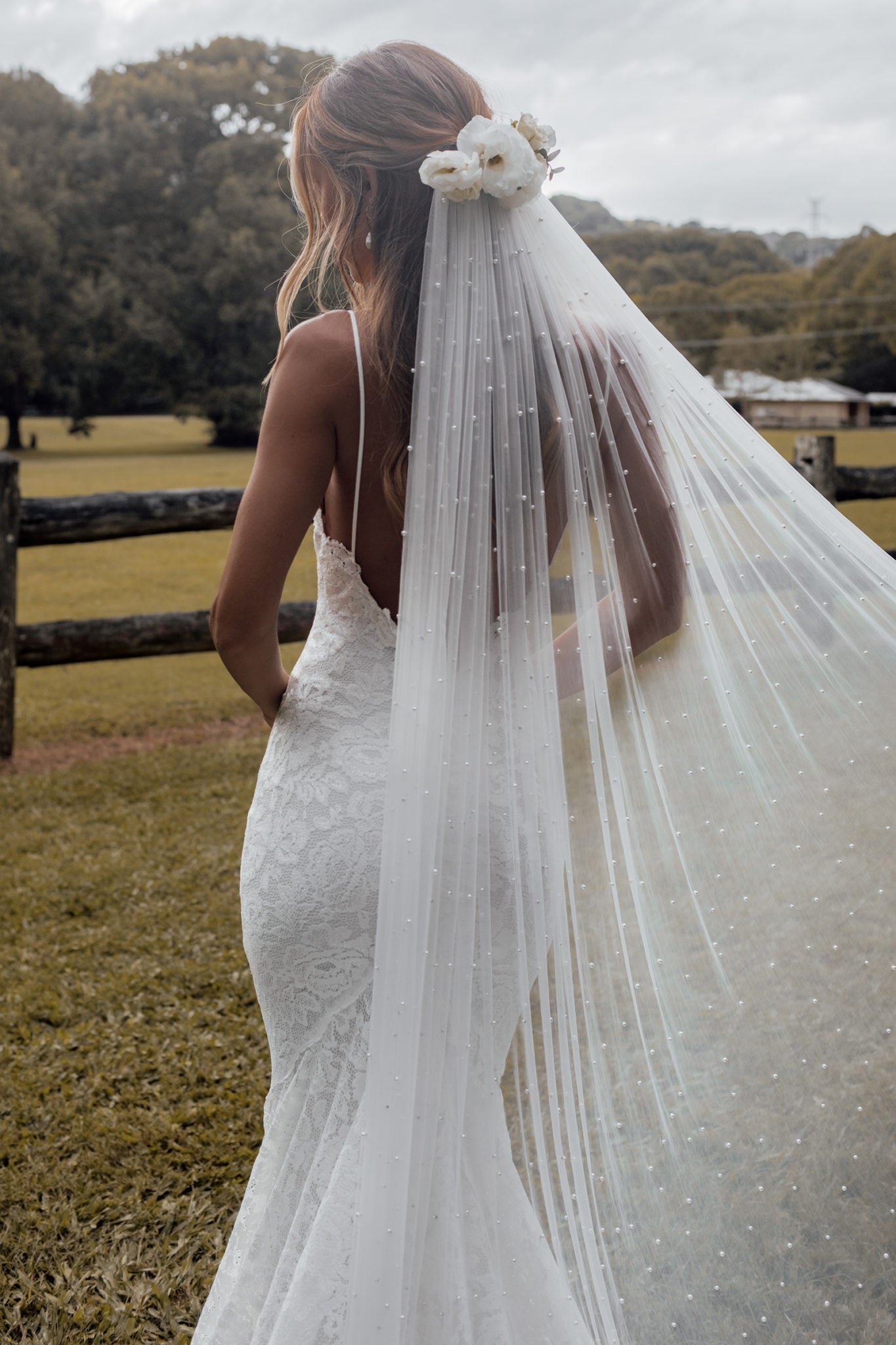 Pearly Long Veil Pearl Bridal Veil – Grace Loves Lace AU
